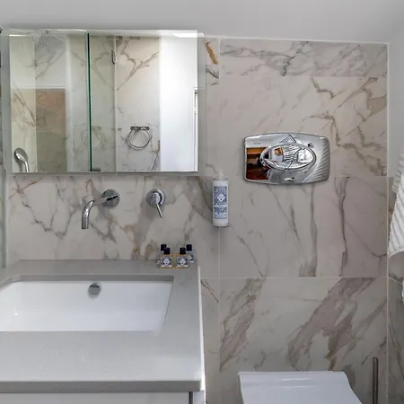 Апартаменти Stilvolle Moderne In Der Innenstadt Von *